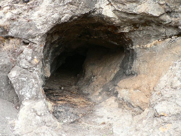 [油气]                  鼠洞      【石油专业英语单词】【钻井类